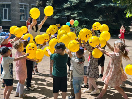 "День защиты детей" и "Веселые старты". "День защиты детей" и "Веселые старты".